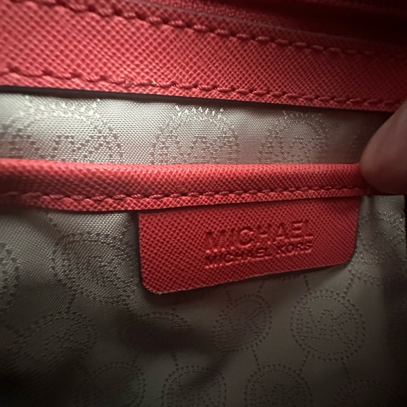 Michael Kors Red Saffiano Leather Satchel Gold-Tone Hardware & Detachable Strap - Picture 4 of 12